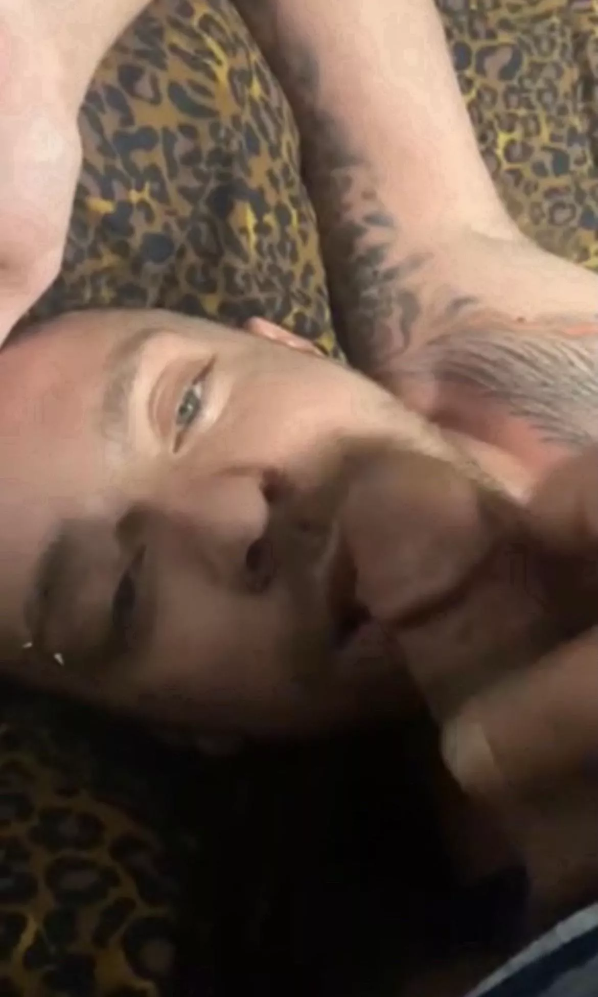 Who wants to feed me? 😈