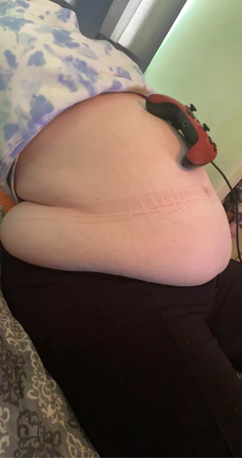 Who wants to feed this belly and get rewarded 😘