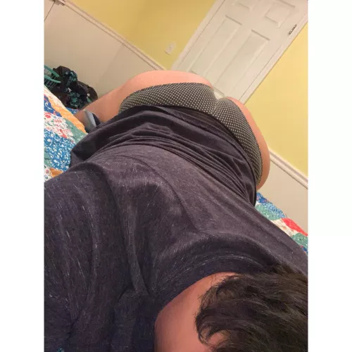 Who wants to fuck me?