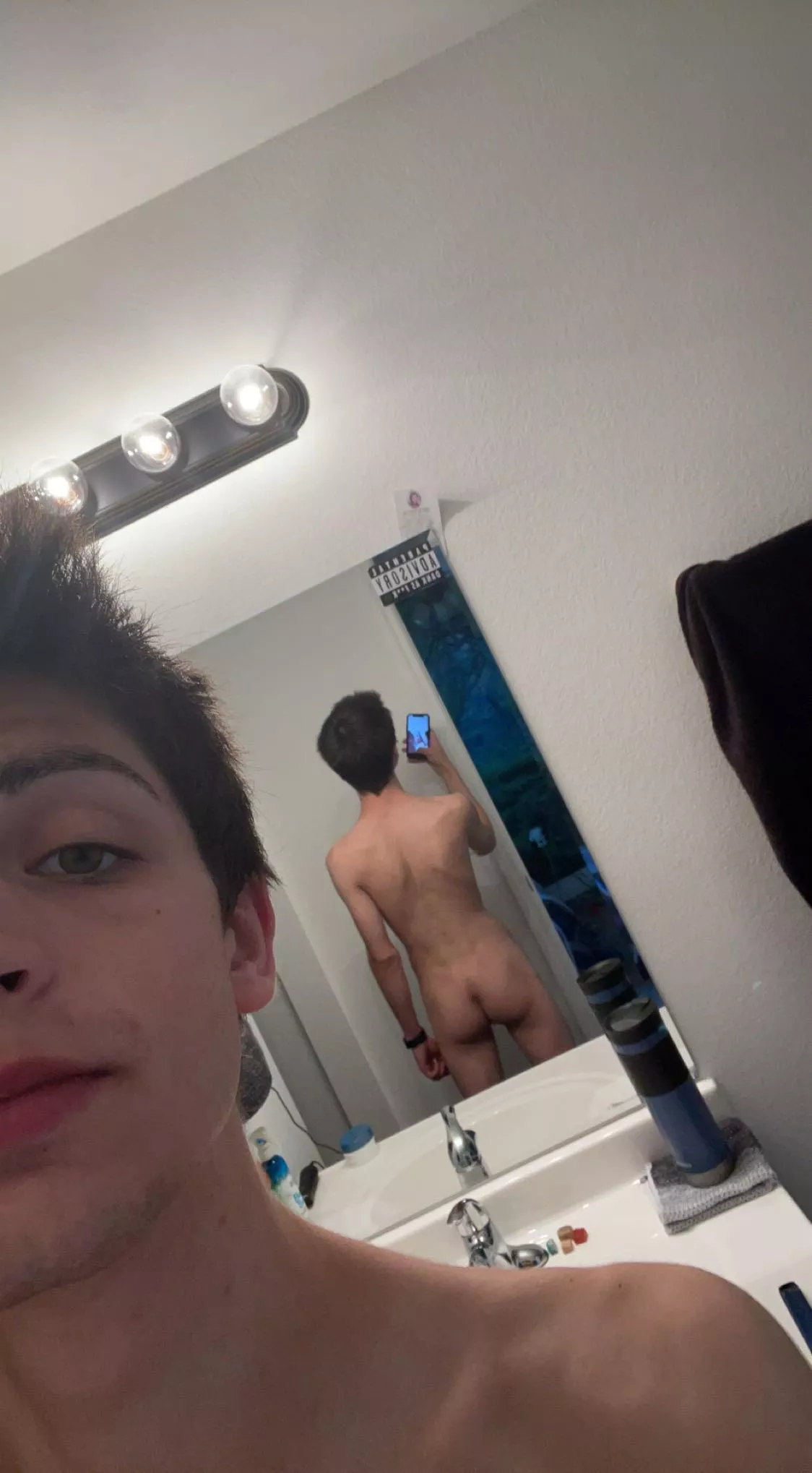 Who wants to give them a squish? 🍑 Who wants to give them a squish? 🍑