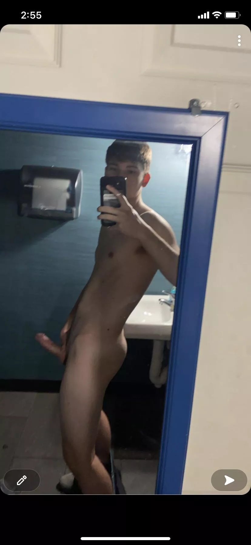 Who wants to hang out before I have work? (M)