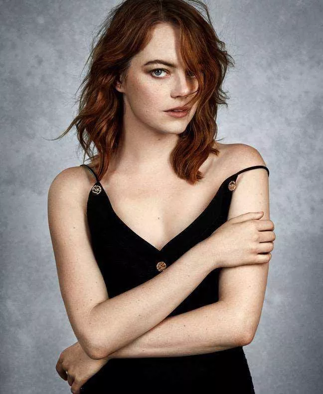 Who wants to help me cum for Emma Stone?