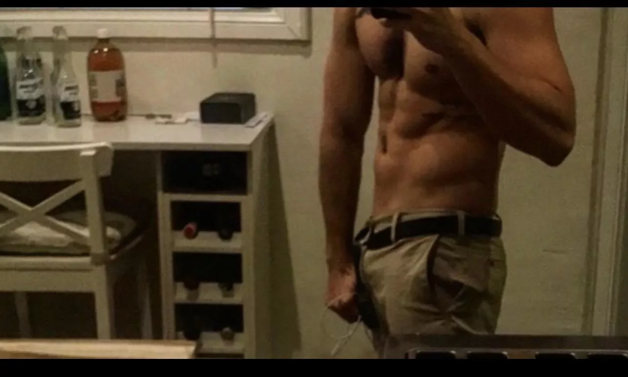 Who wants to help me pull my pants down further