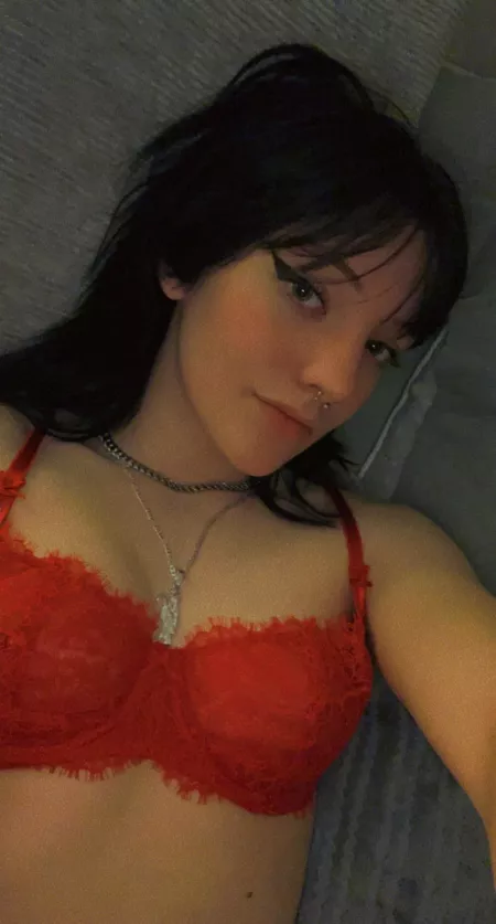 who wants to keep me company tonight? ๐