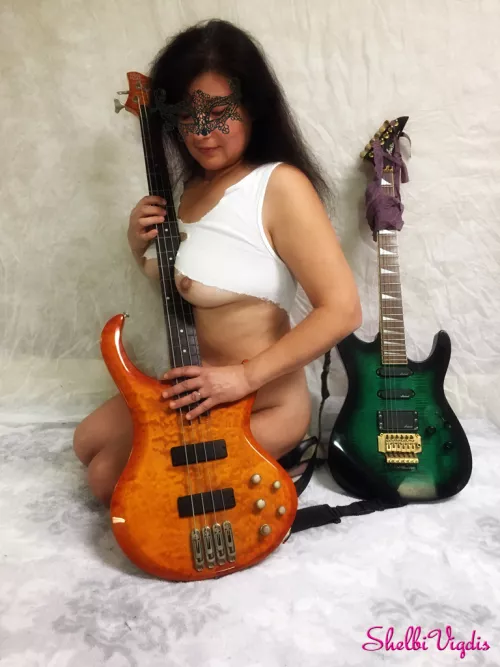 Who wants to make beautiful music with me?