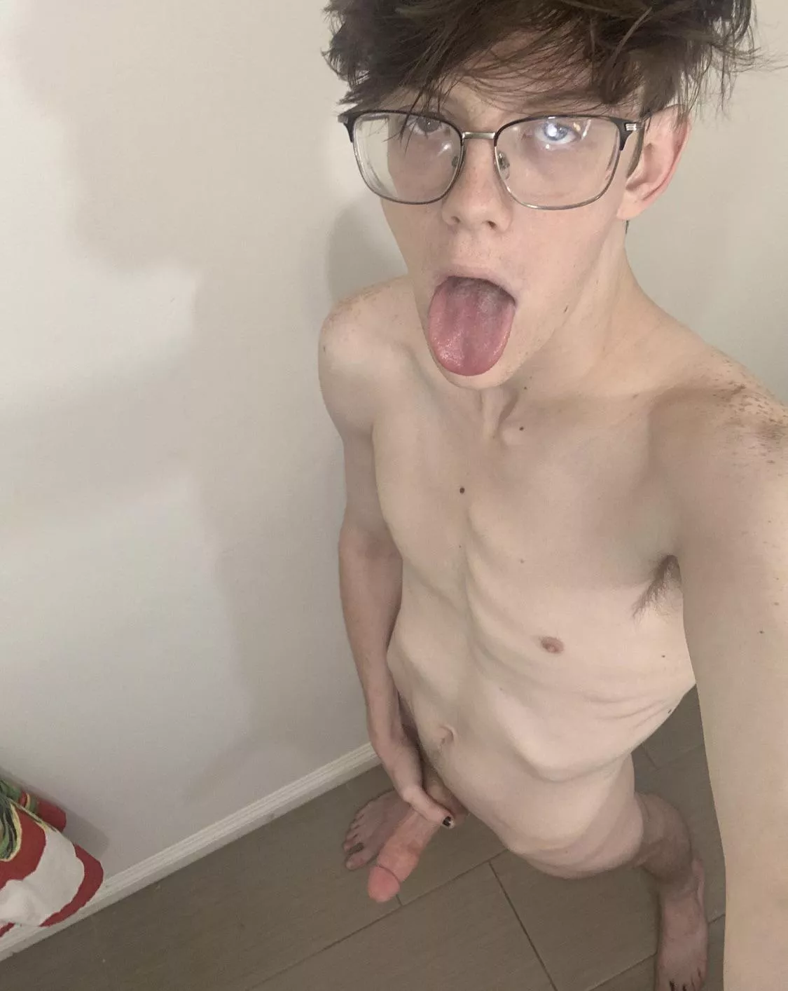 Who wants to play a game? I make you cum until you lose count Who wants to play a game? I make you cum until you lose count