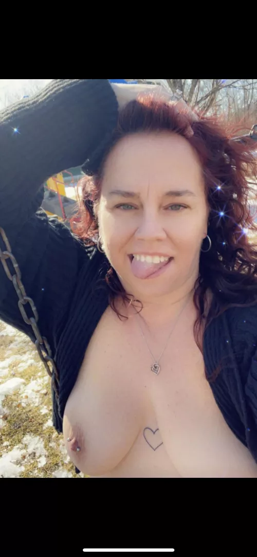 Who wants to play with me?