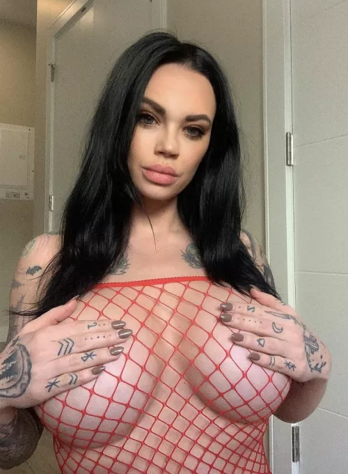 Who wants to play with me?