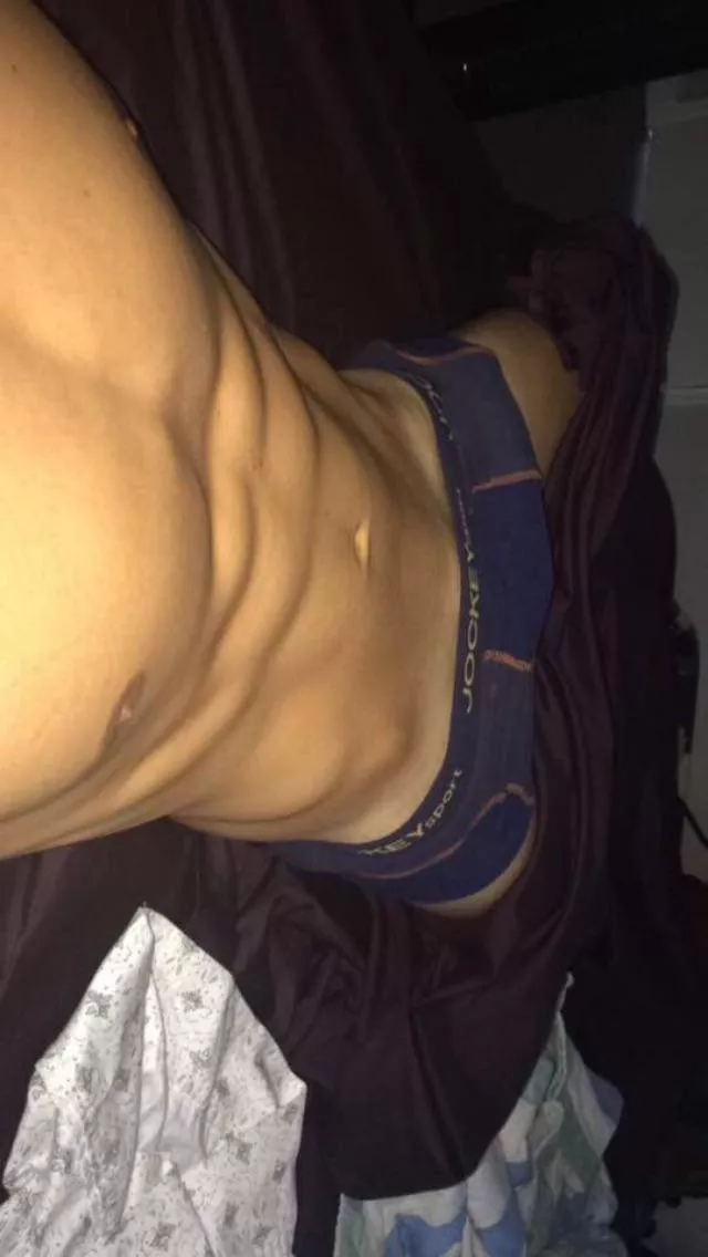 Who wants to pull it out? (Dms open) ;)