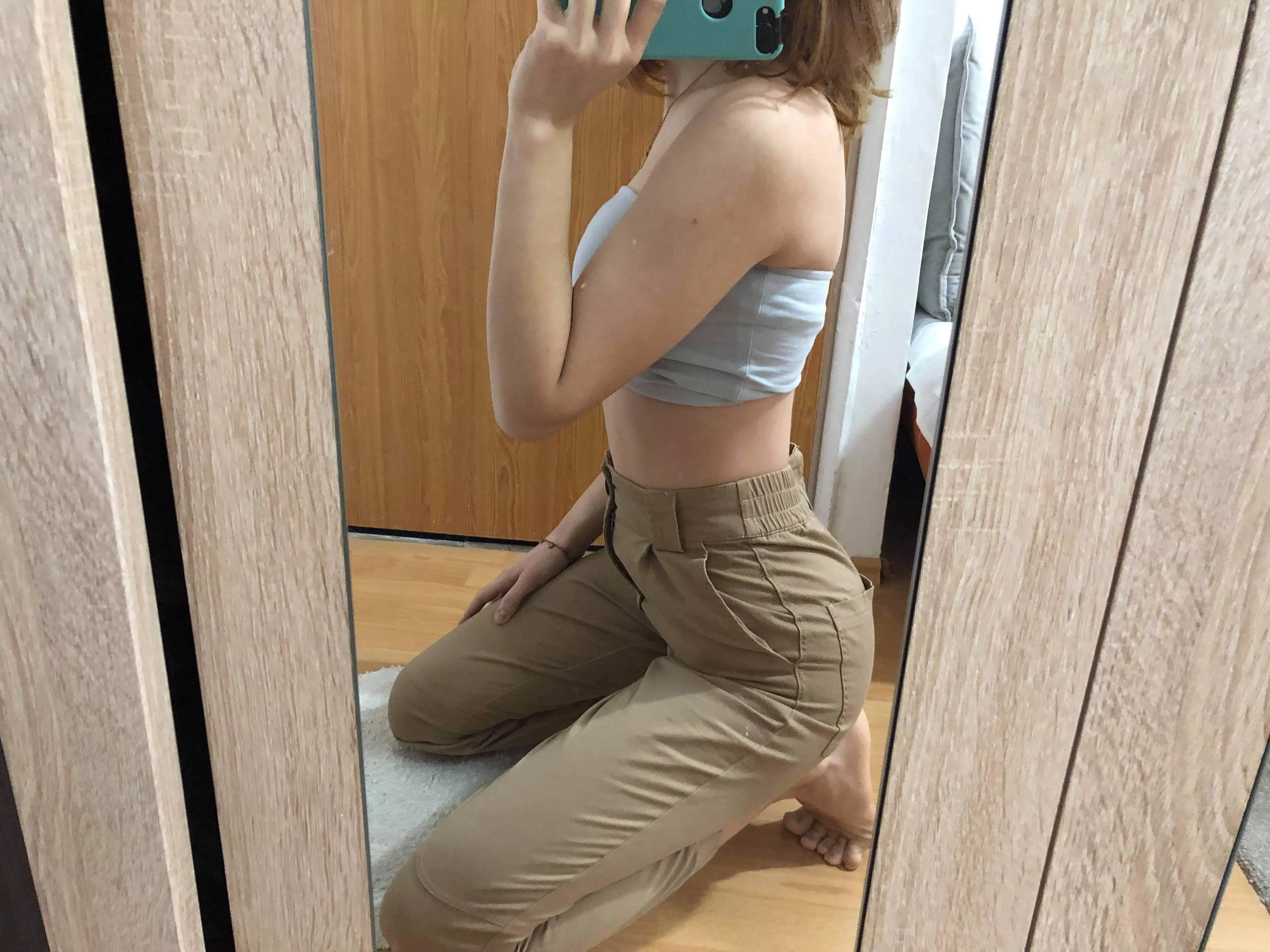 Who wants to put printed nudes of my 22 yr old gf in public places? (Bars, restrooms,etc.) Kik:RazvanRaw