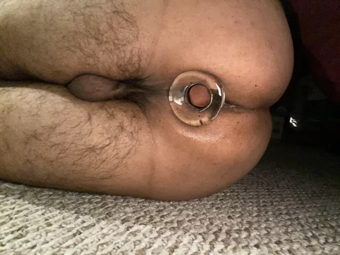 Who wants to replace it with their cock 😊