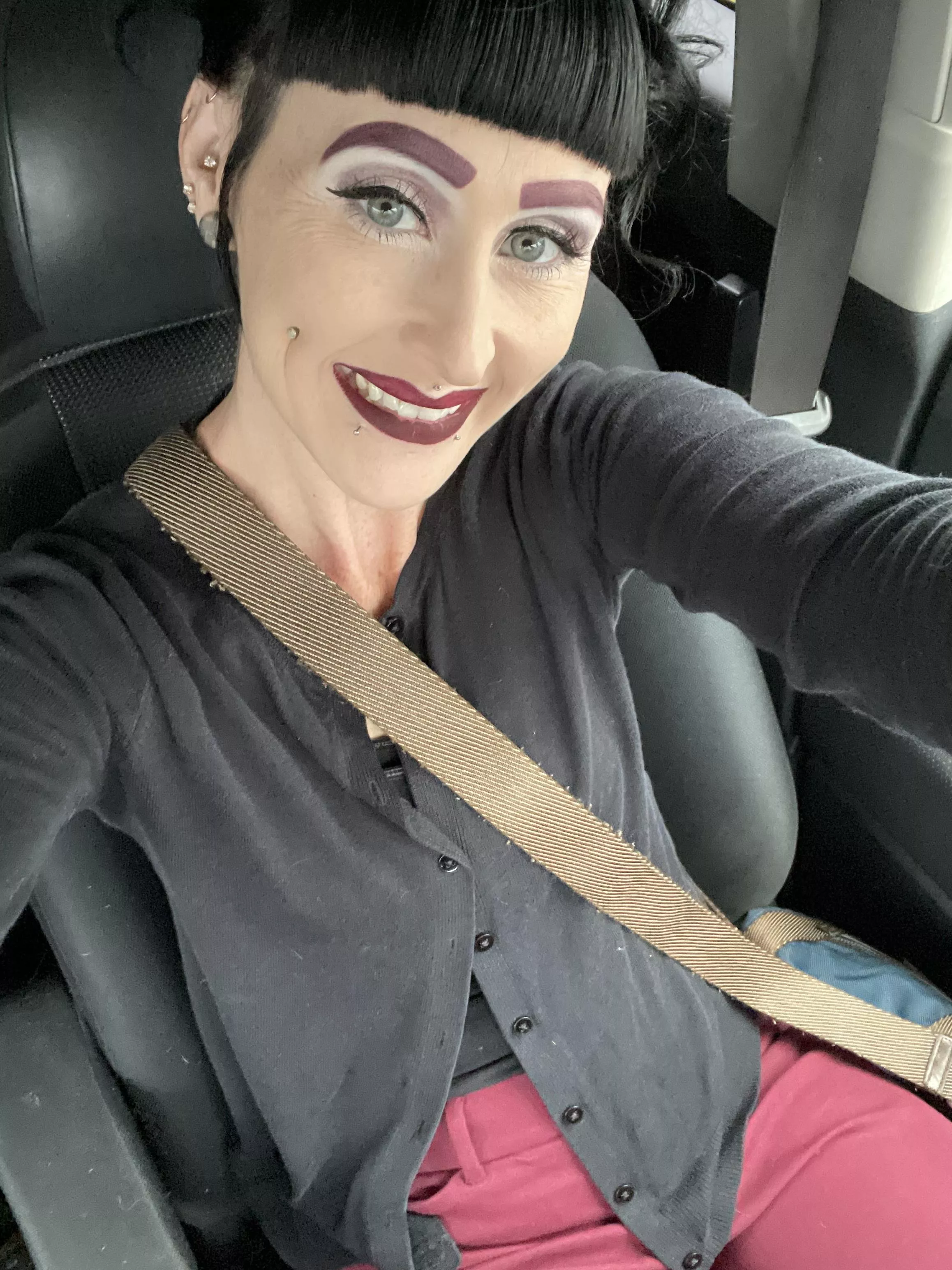 Who wants to see me do MORE and wear LESS Who wants to see me do MORE and wear LESS