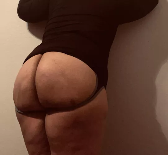 Who wants to spread me and taste me?