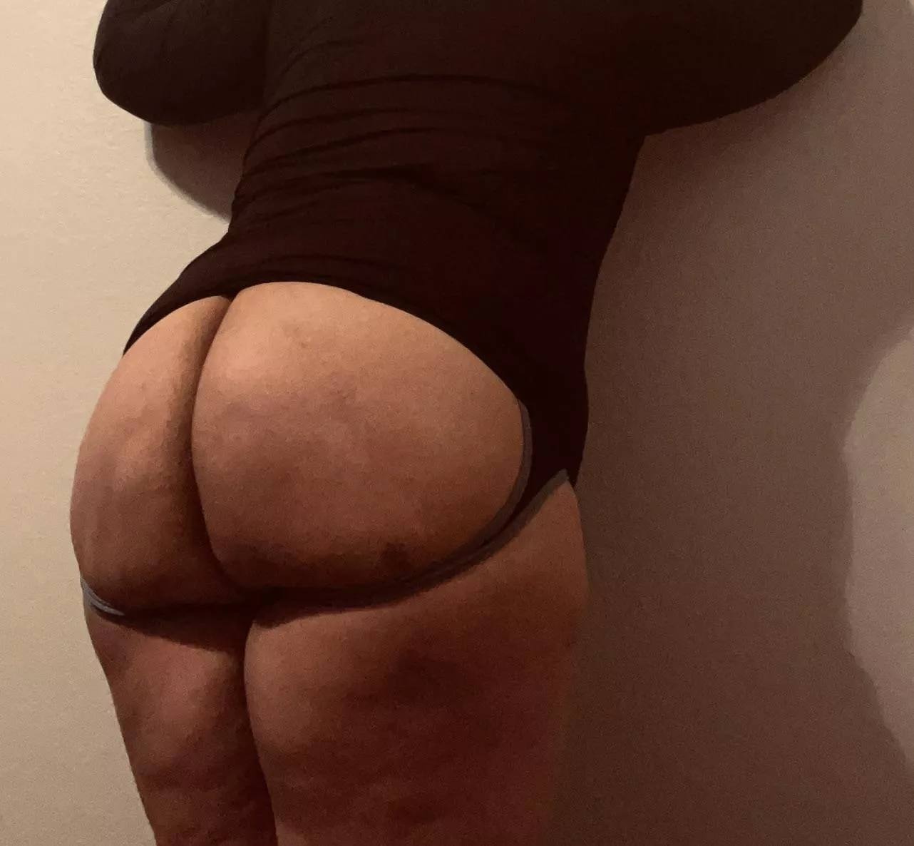 Who wants to spread me and taste me? Who wants to spread me and taste me?