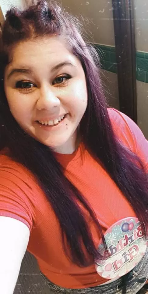 Who would like to be put to shame by my girlfriend?