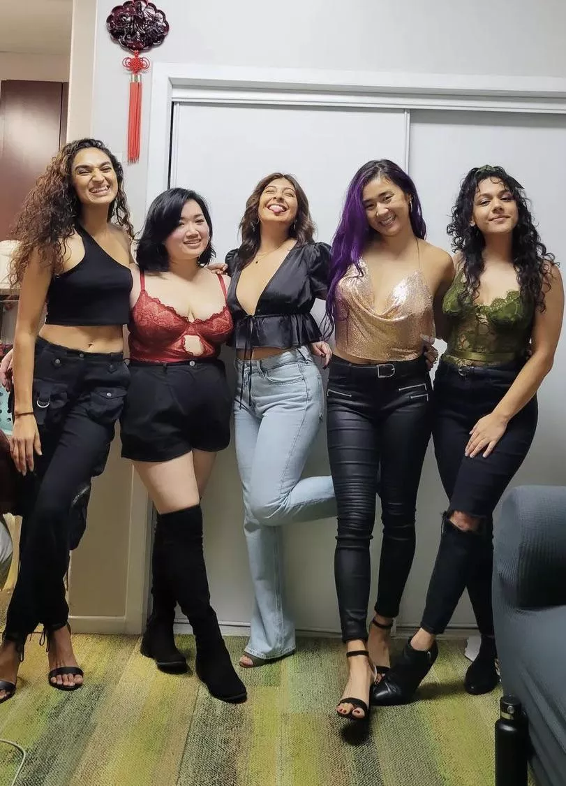 Who you smashing on new years [5]