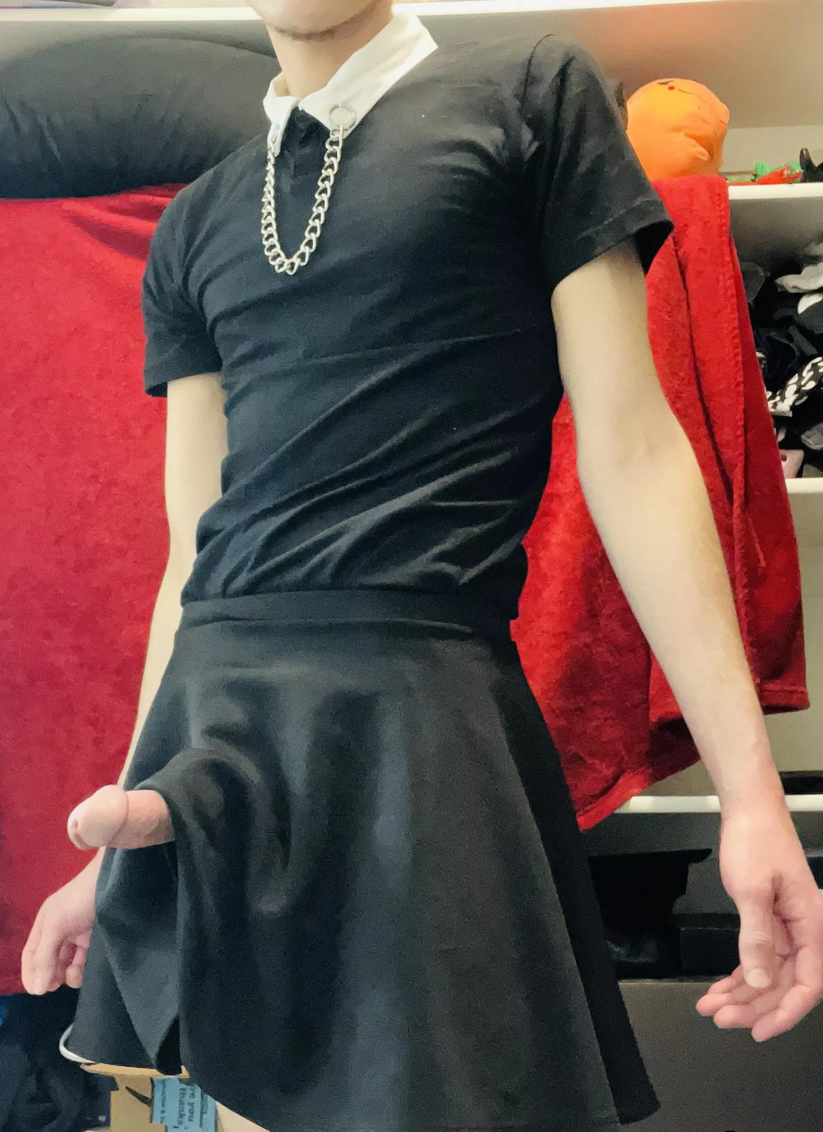 Whoops 🤭 guess it can’t fit in this skirt 😘