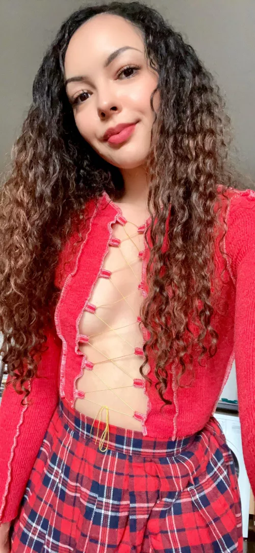 Who's awake? Black x White 💋