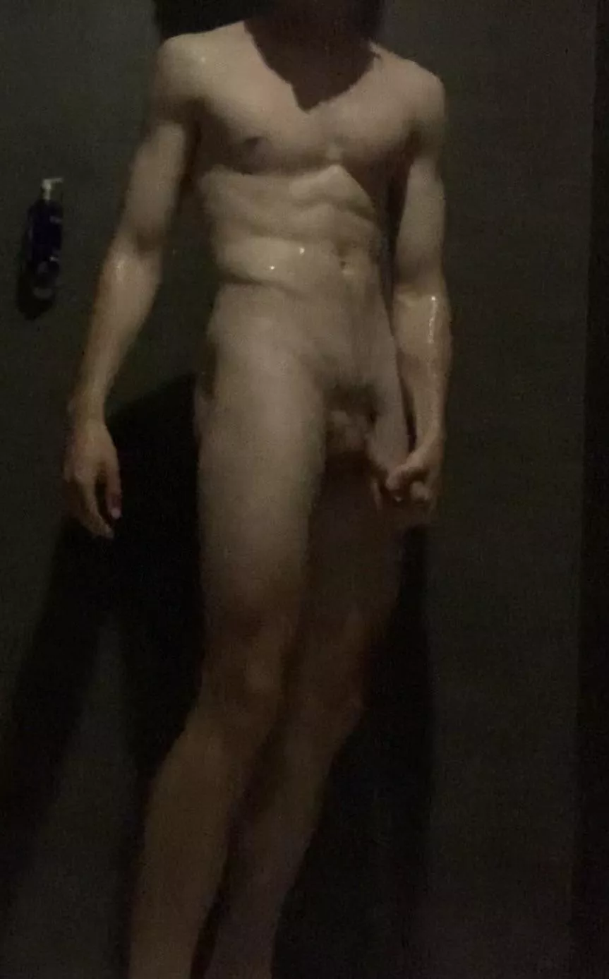 Who’s coming in and having shower sex with me??