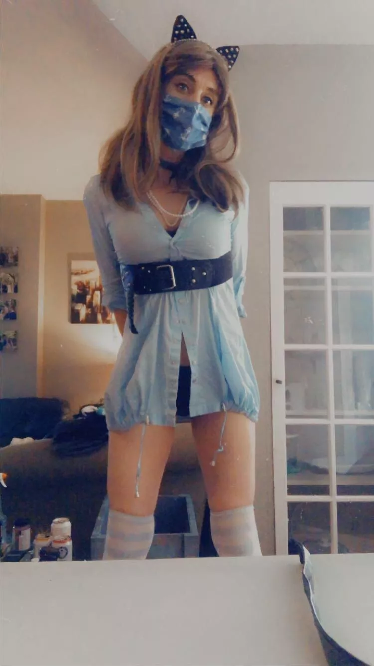 Who’s face can I wrap my legs around?