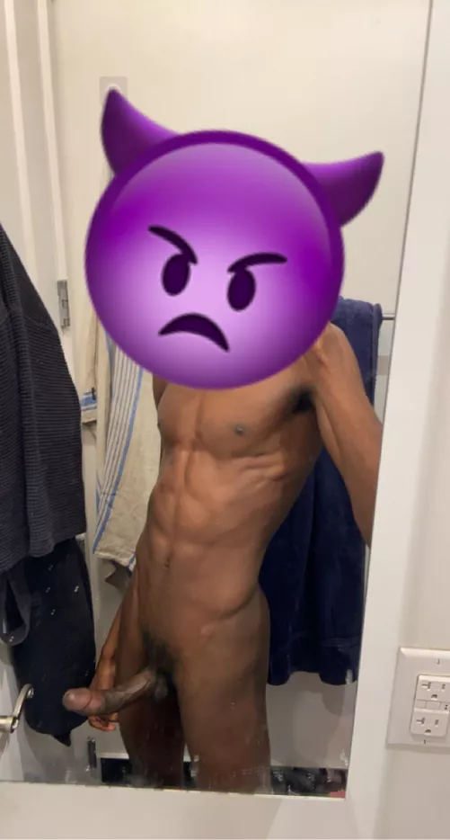 who’s getting on their knees first? 🤔