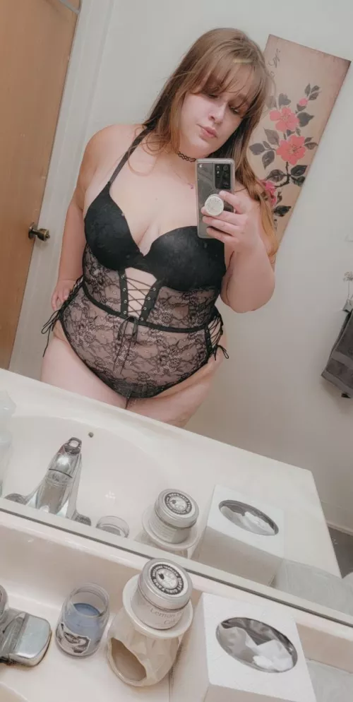 Who's joining me tonight? 😘