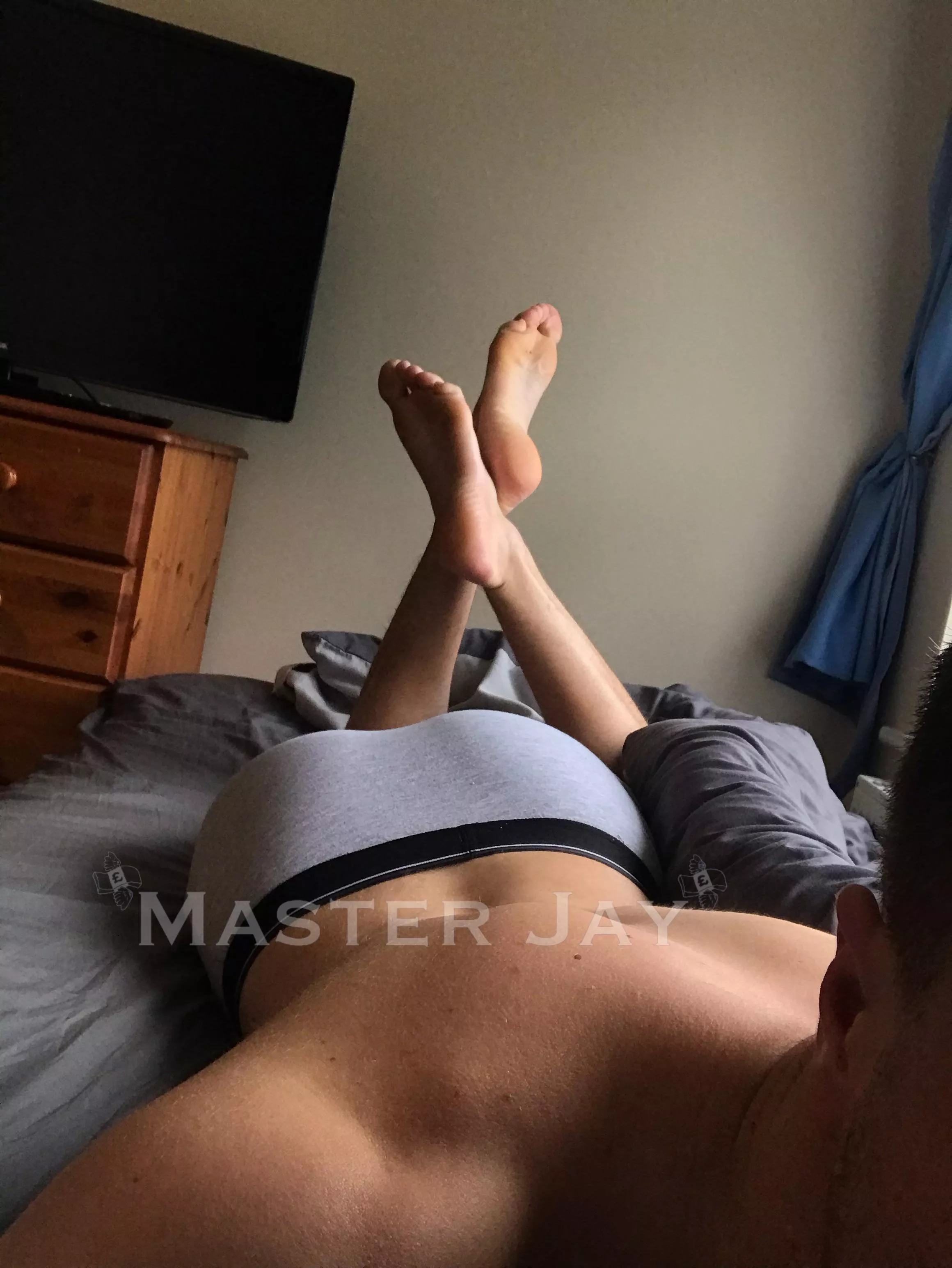 Who’s volunteering to give me a foot massage?