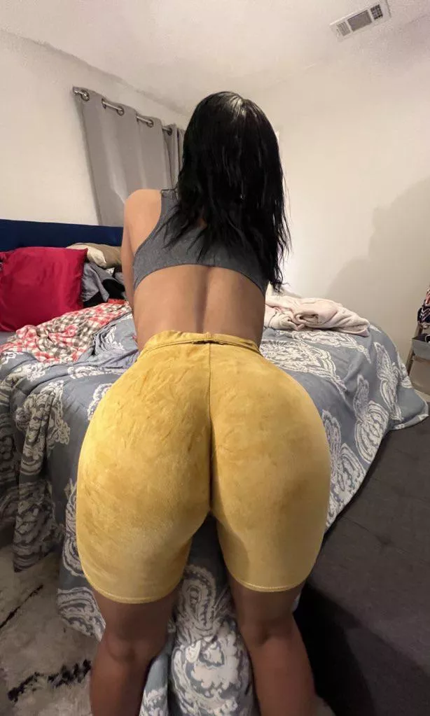 Why do guys say I am a smoke show?