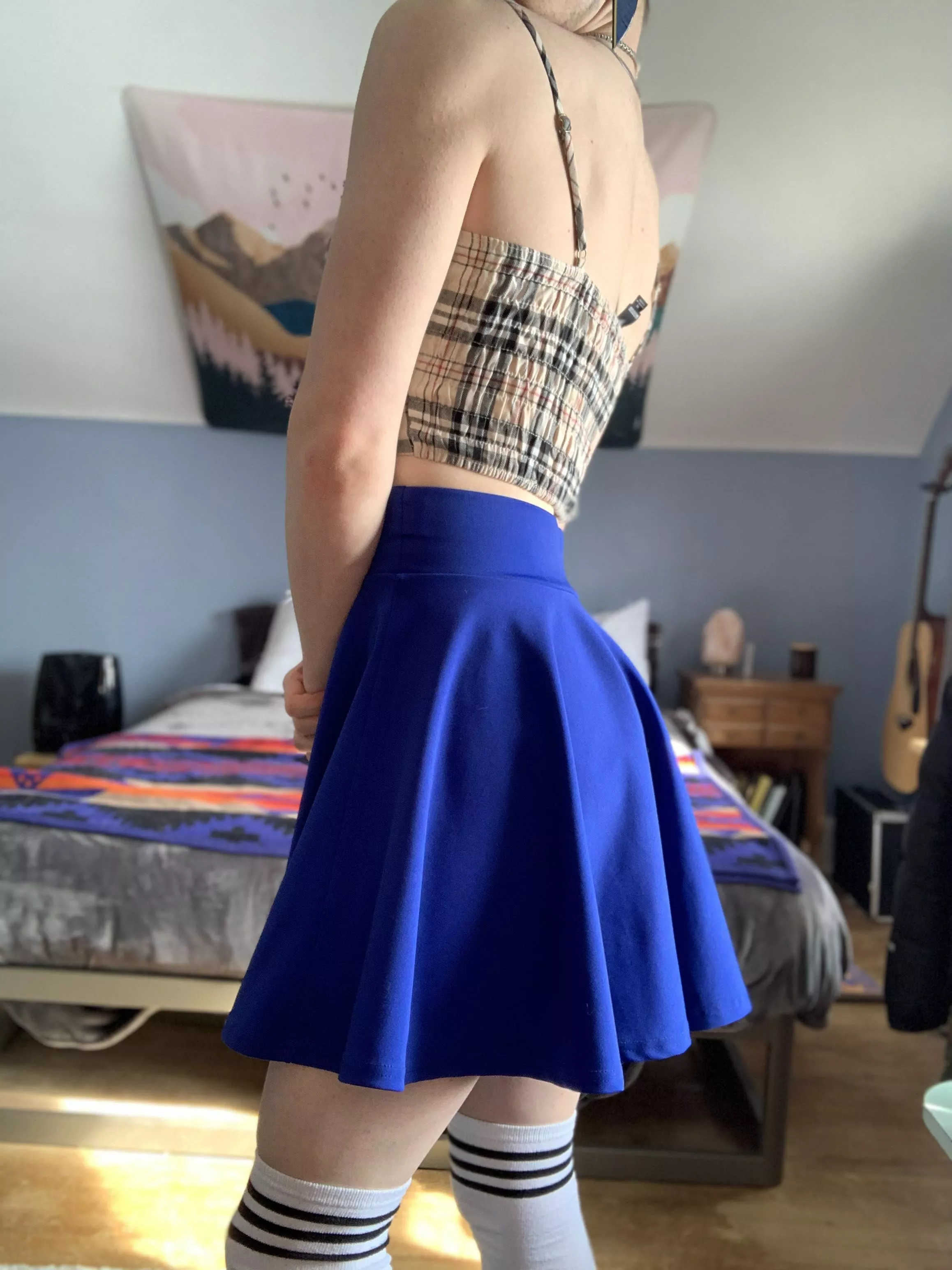 WHY DO THESE PICTURES DO BETTER THAN FACE PICS