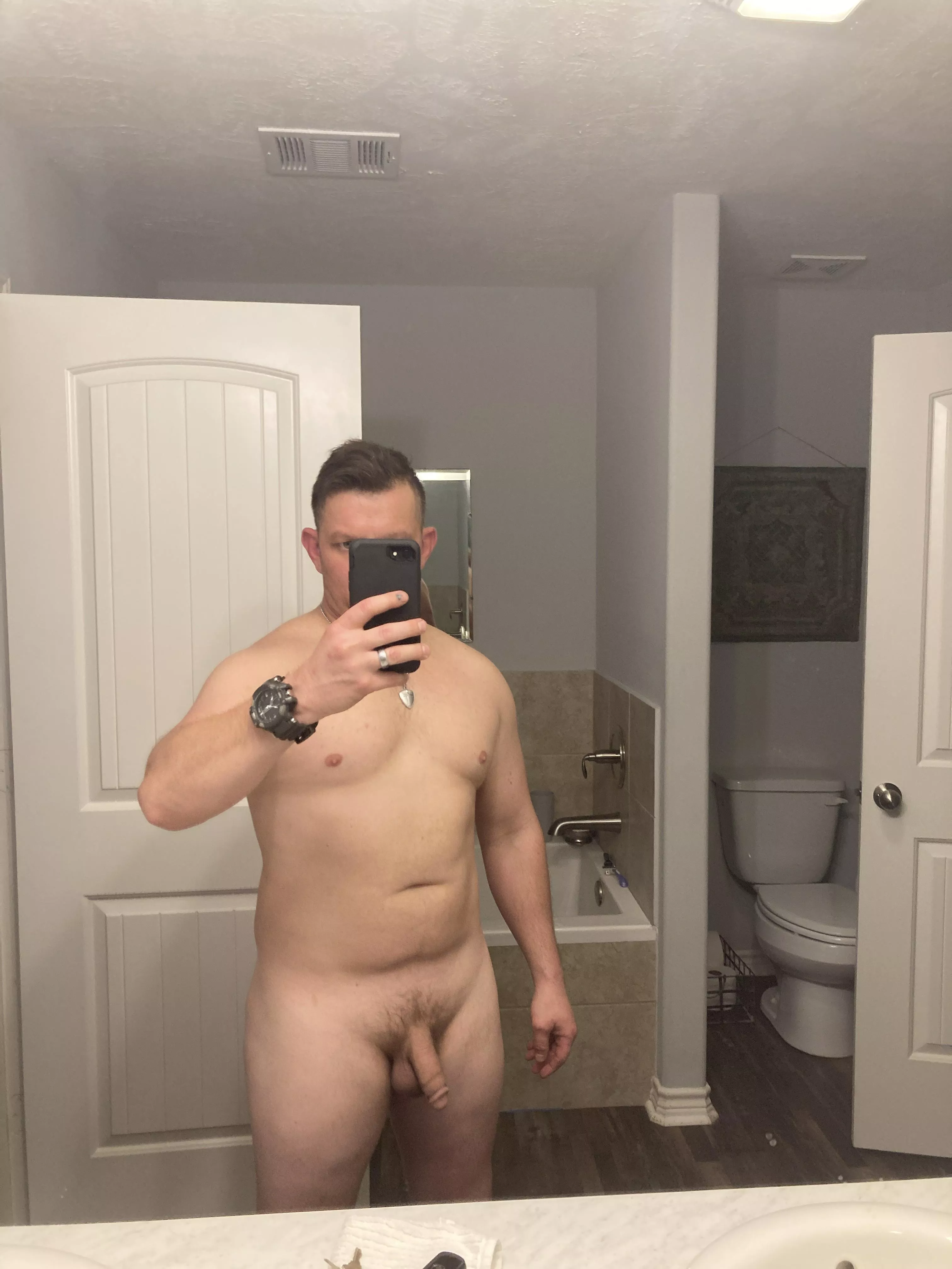 Wife is gone for the night who wants to use me ?