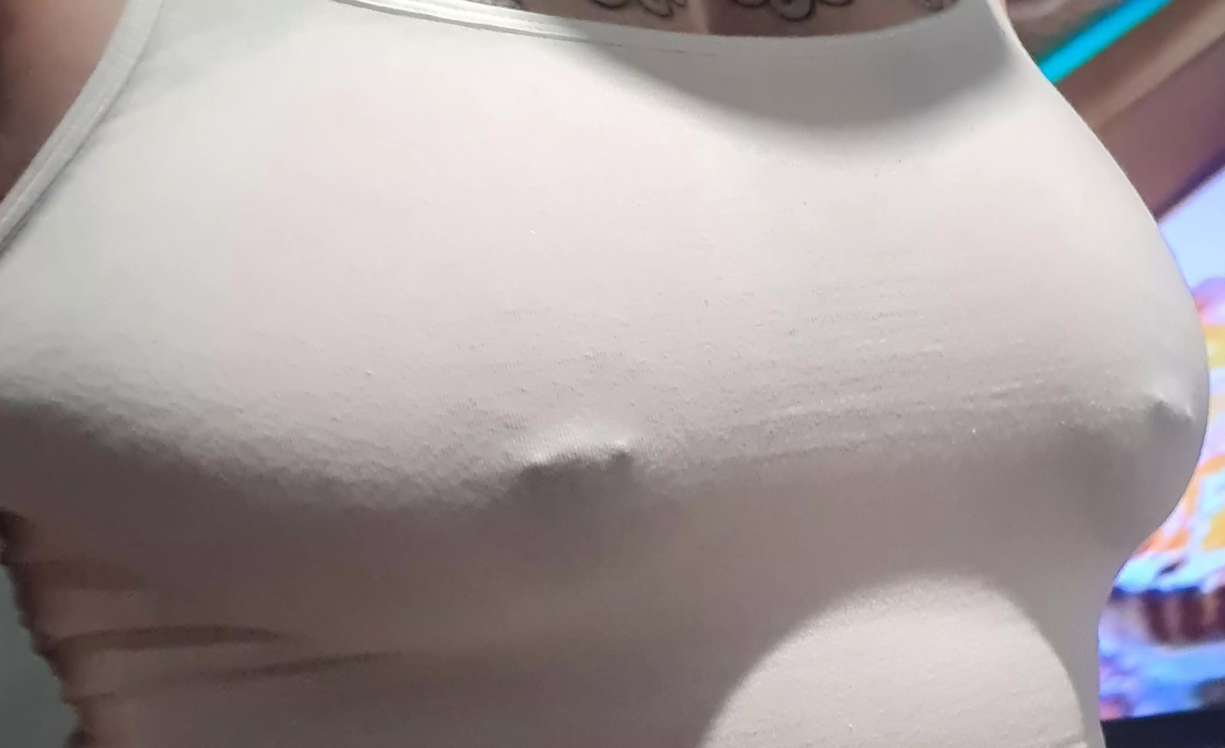 Wife's big pierced tits she was of to the shops 😛