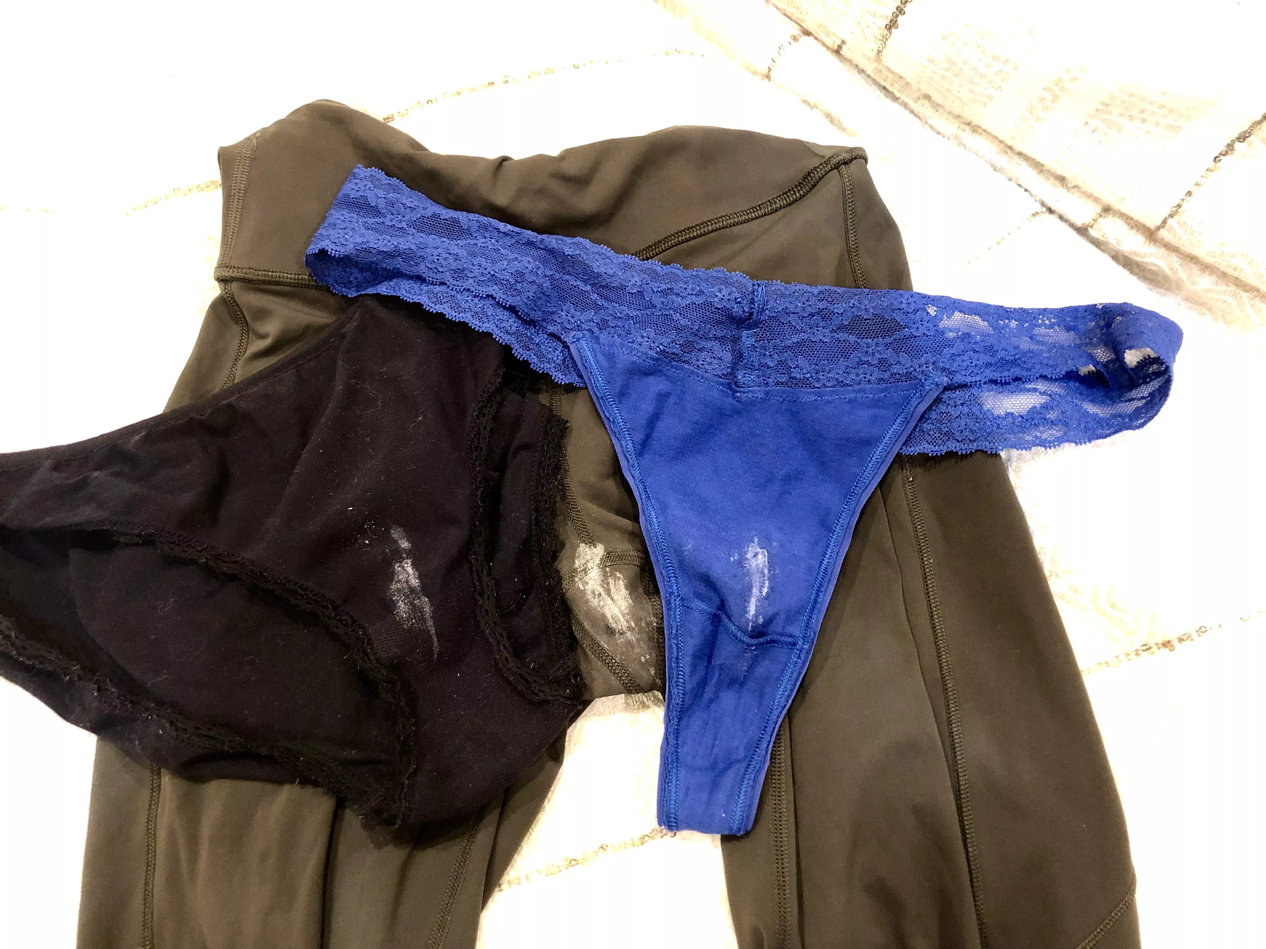 Wife’s pussy has been extra wet lately 🤤 Wife’s pussy has been extra wet lately 🤤
