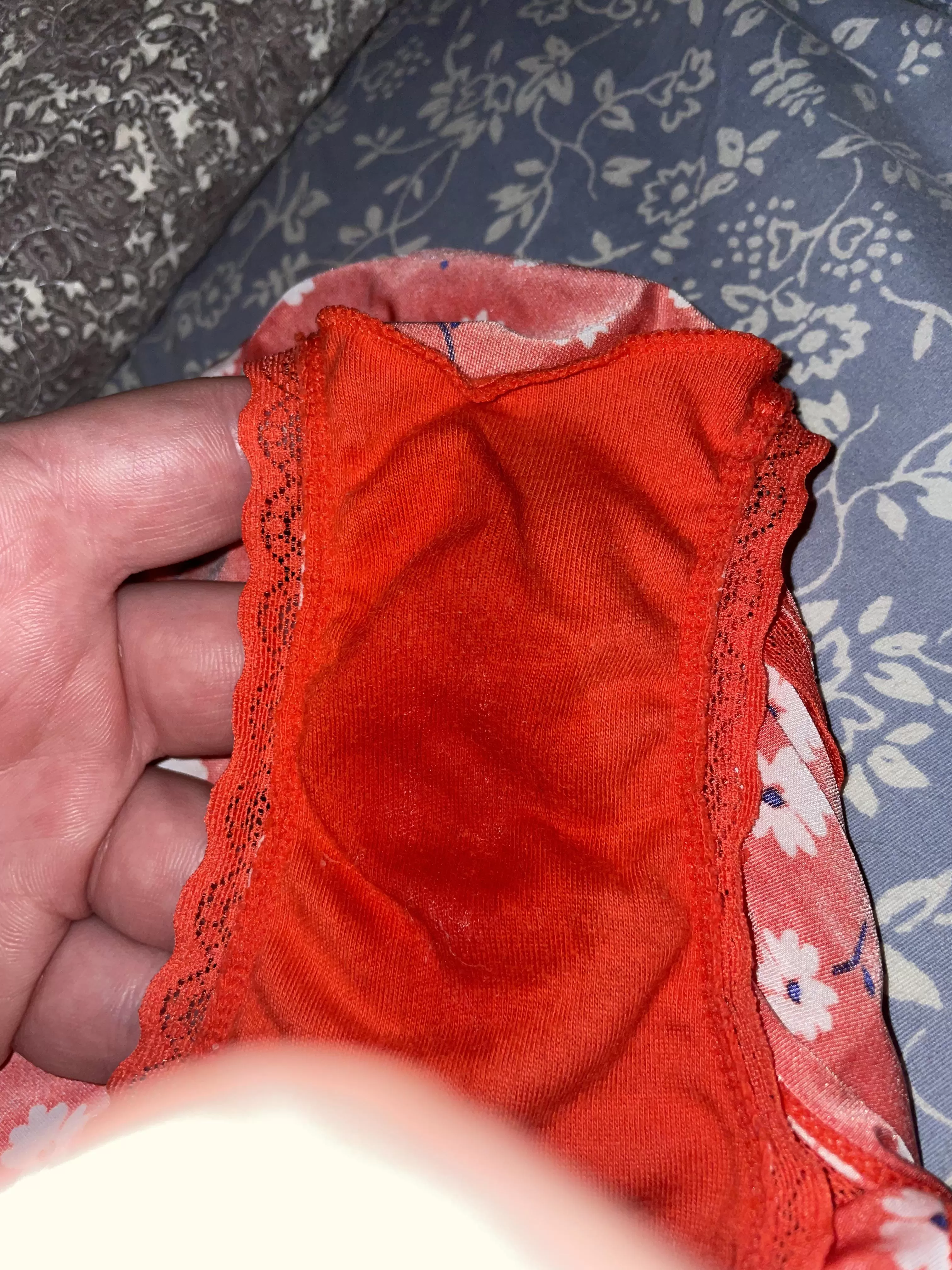 Wifeys panties last night 🤤