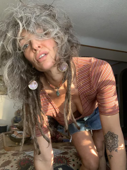 Wild manes runnin loose