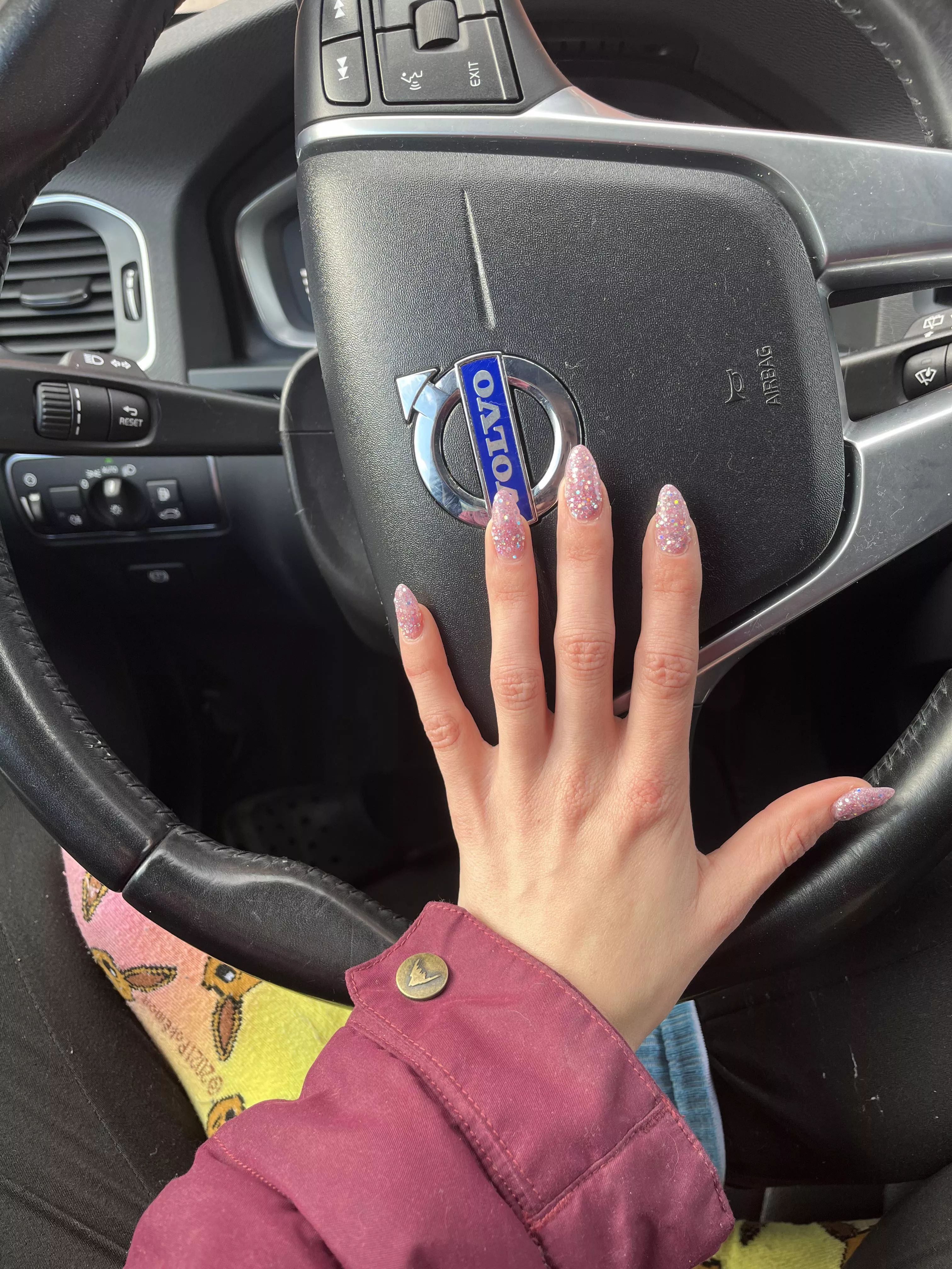 Will trade nail pics for an alignment lol
