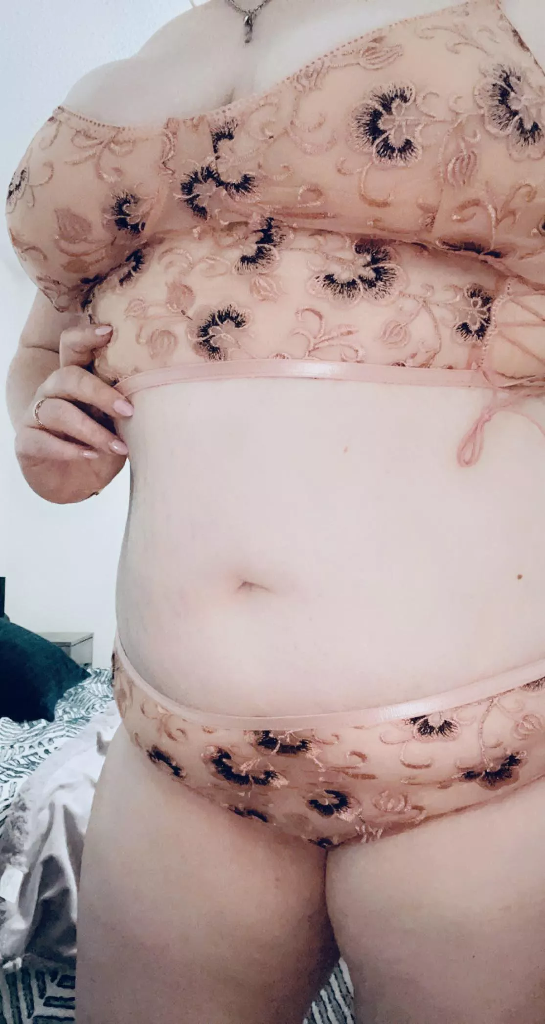 Will you be my Valentine? 👉🏻👈🏻🥰