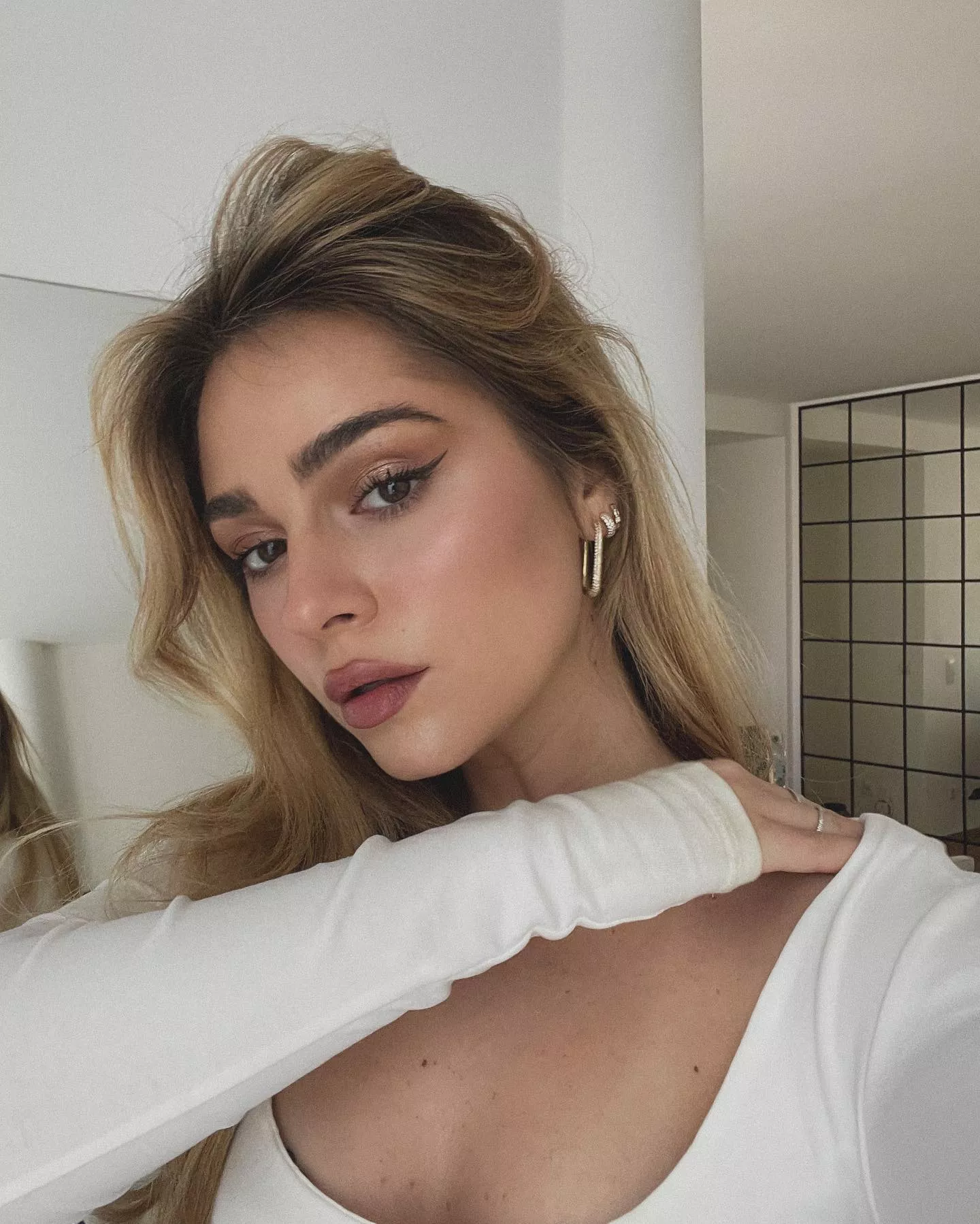 Wings (@jessyhartel)