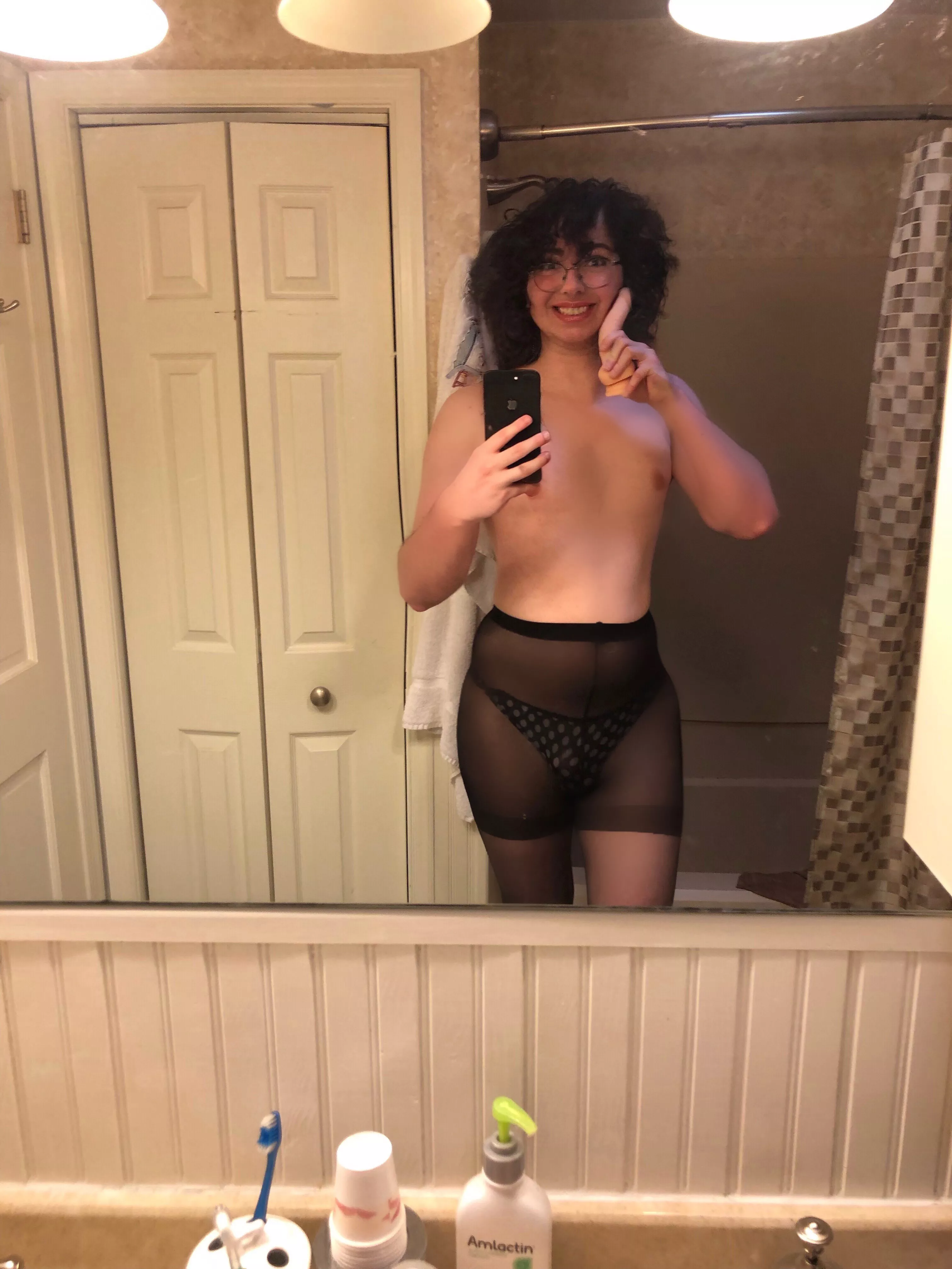 Wish I had more cocks smacking my face Wish I had more cocks smacking my face