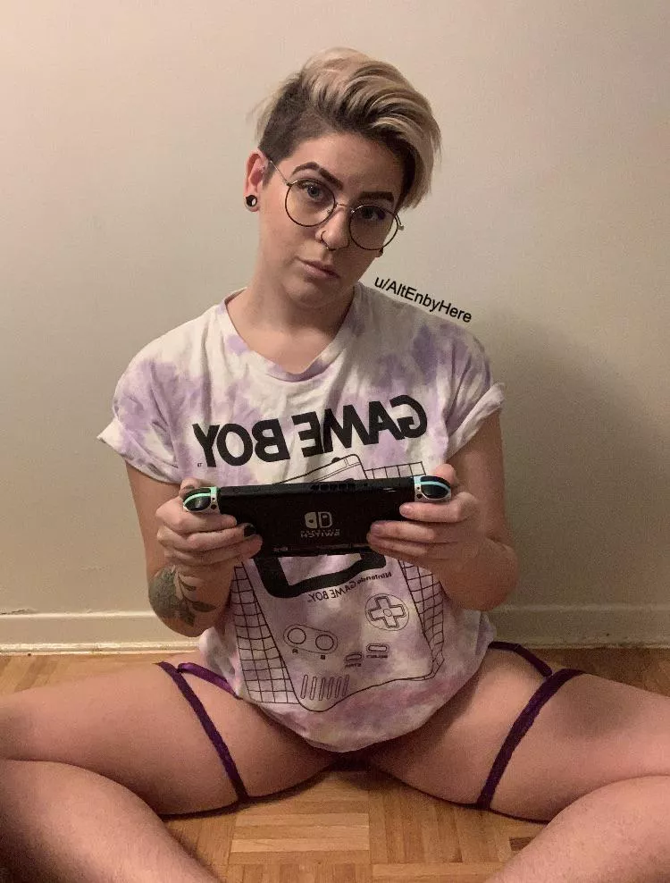 Wish I had someone tonight who would play with me after I beat you at Mario kart 😈