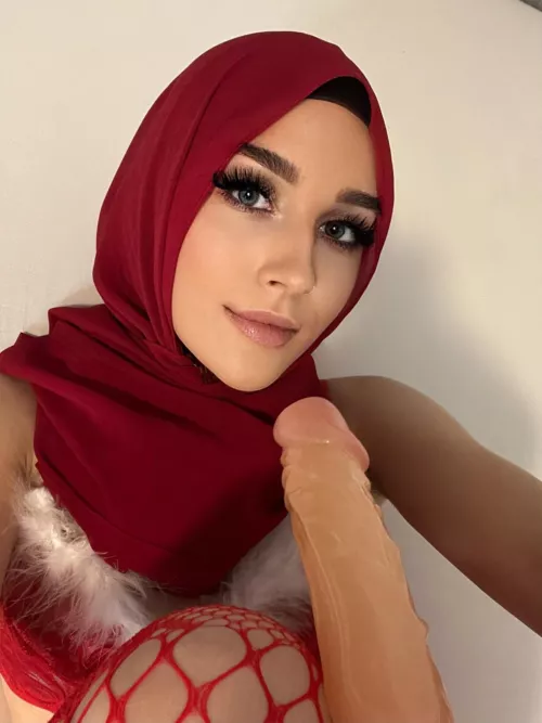 Wish that was your cock, don’t you?