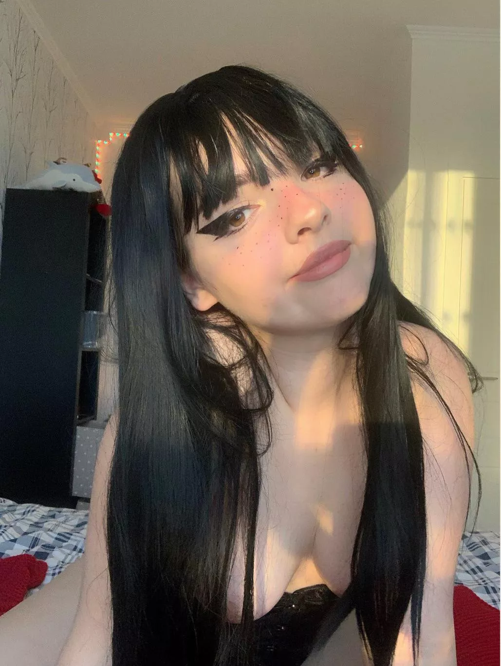 Wish you a good weekend, lovelies ^^