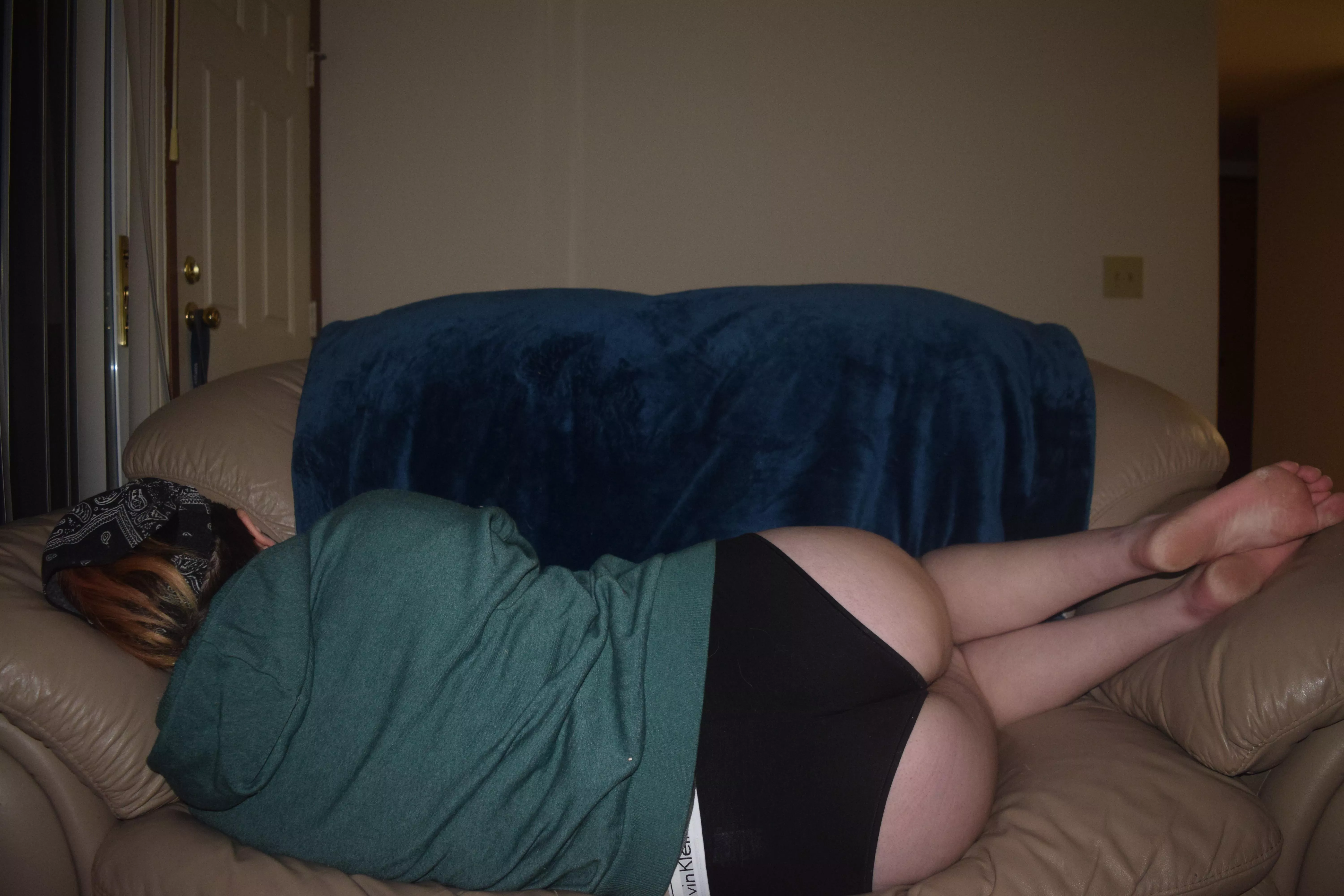 wishin I had a gf to cuddle with tonight highkey π wishin I had a gf to cuddle with tonight highkey π