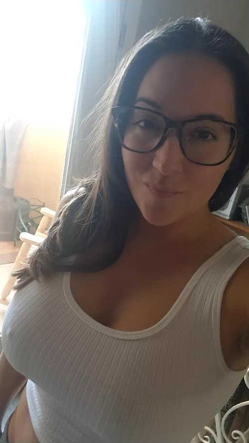 wishing everyone a healthy and happy 2022 🖤