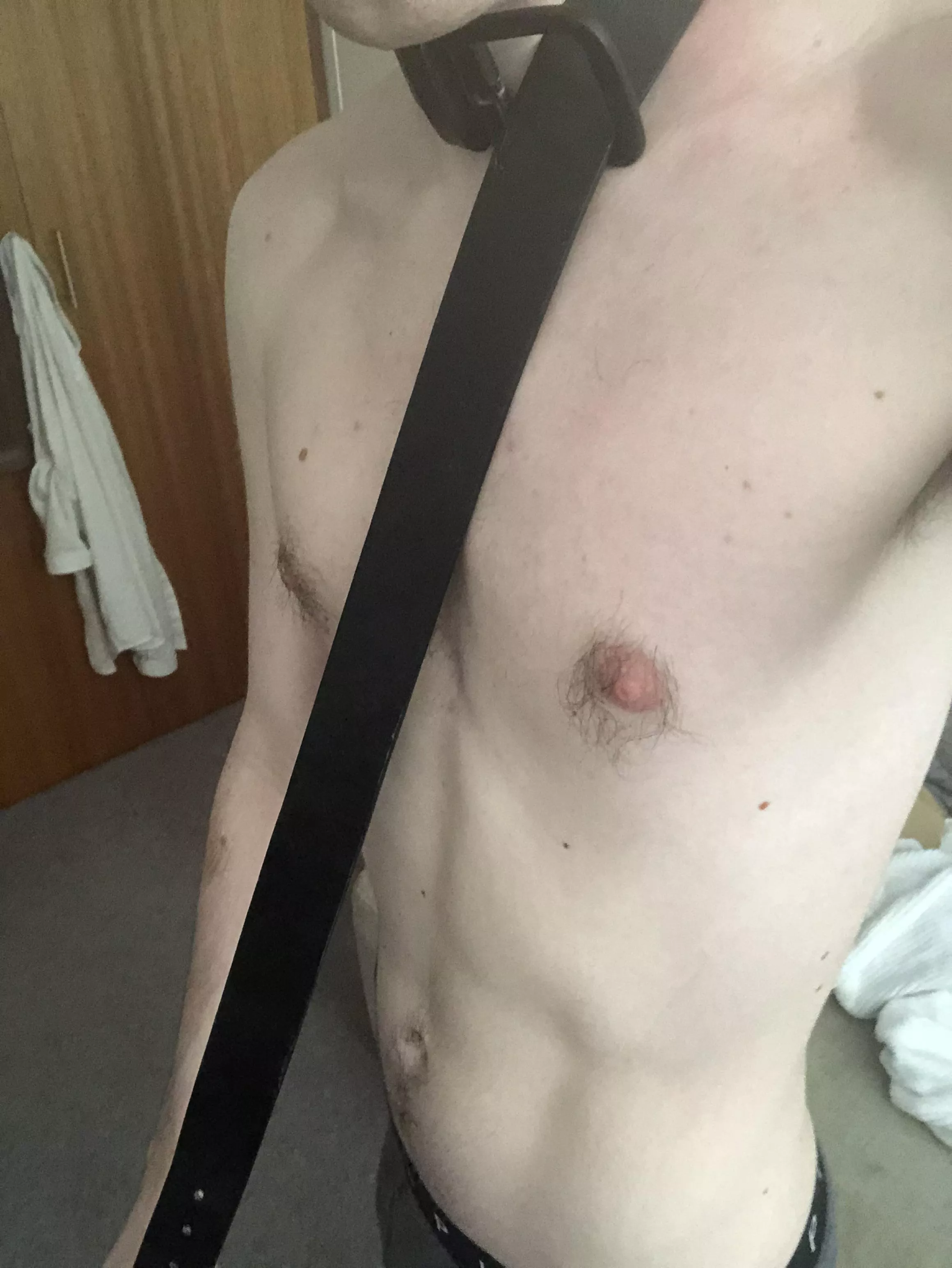 wishing I had someone to hold my (makeshift) collar :)