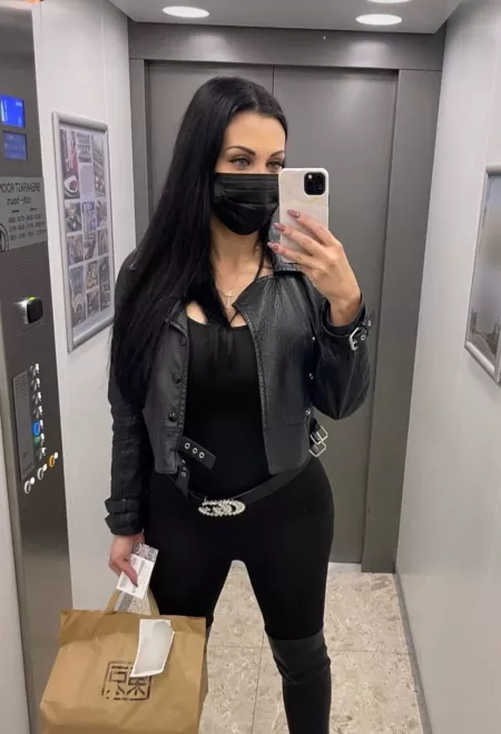 With ALETTA despite the Covid, physical contact in closed spaces cannot be avoided 😷