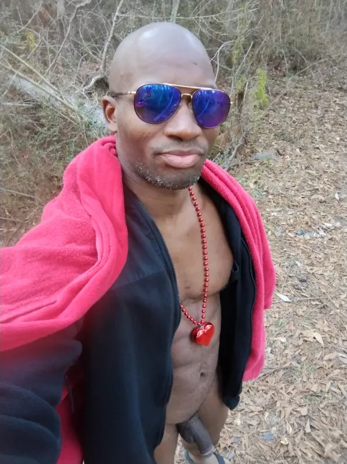 With Nature for this V-Day. Hope everyone is enjoying themselves!