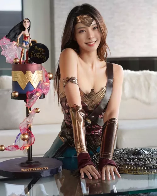 Wonder Woman by cathrynli