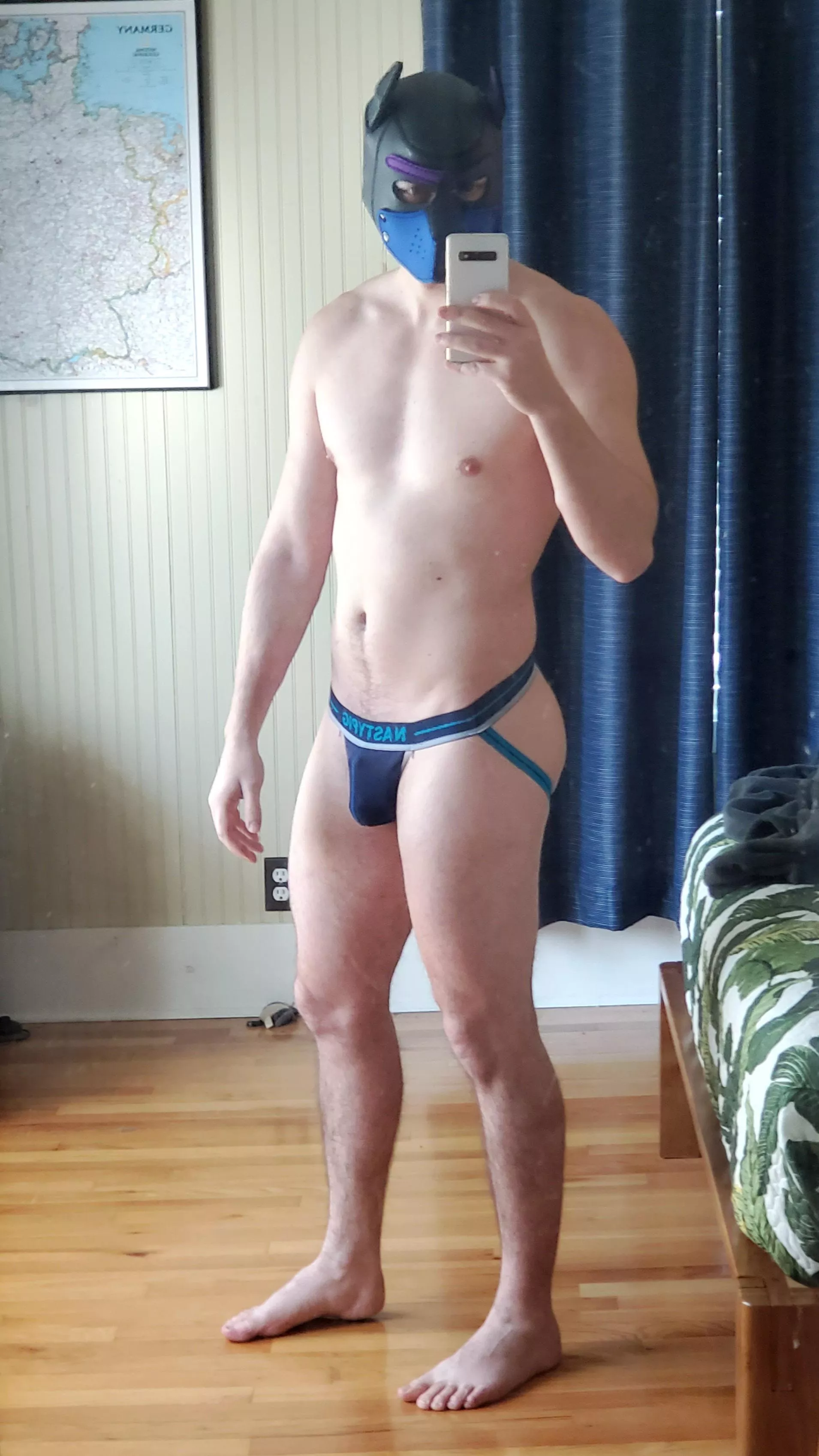 Woof. Feelin like a snack.