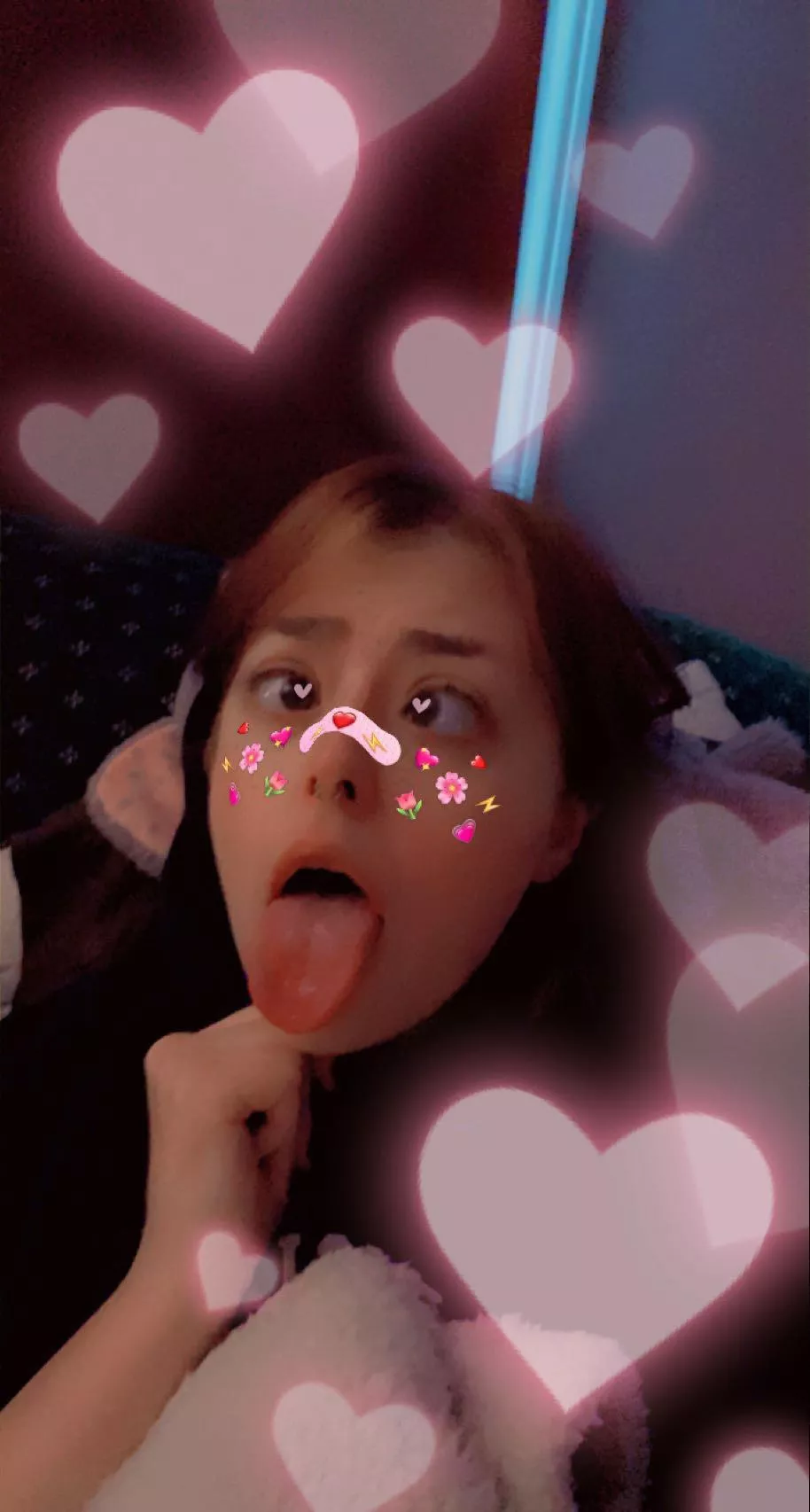 Words can’t explain the joy I get from feeling someone cum inside me💗