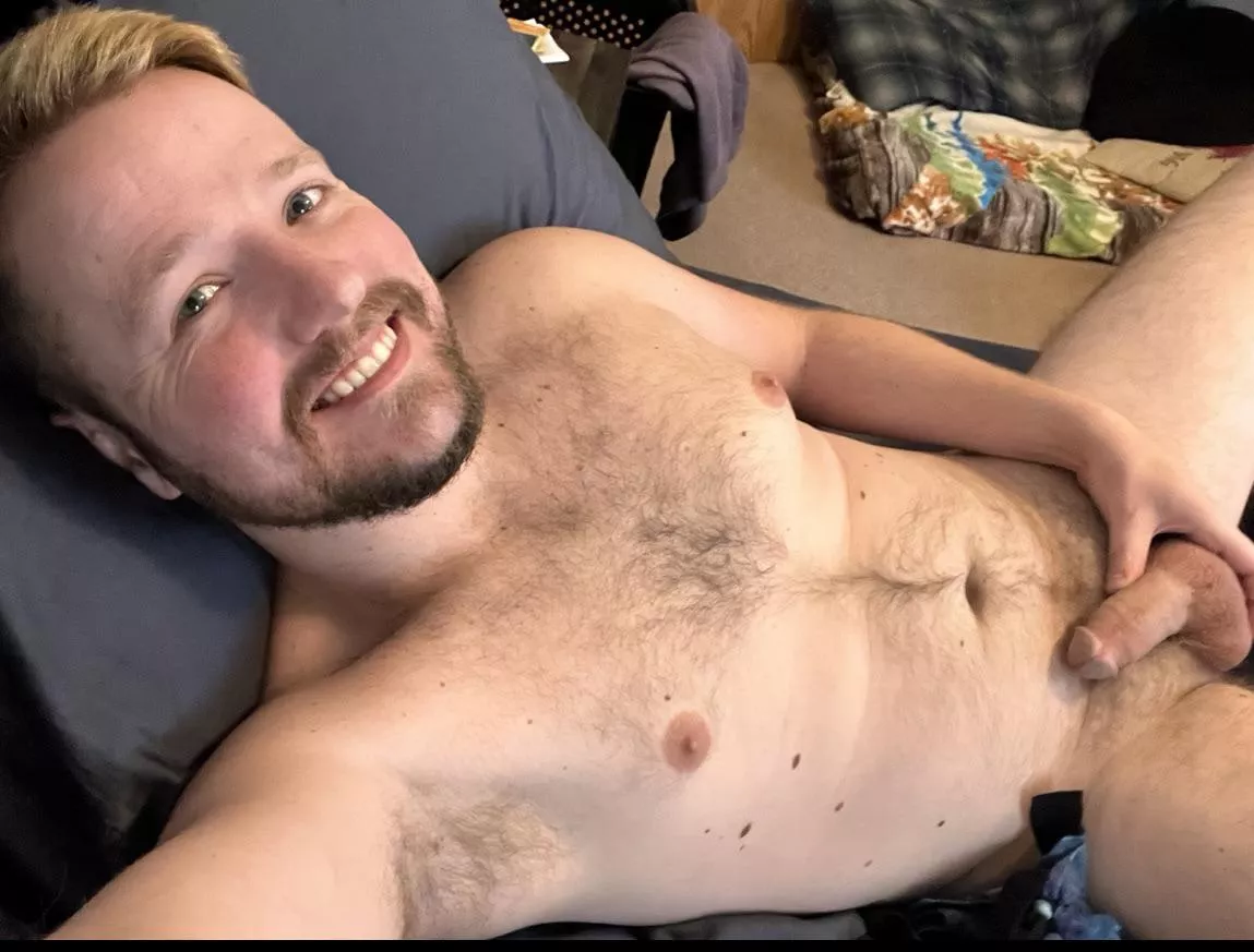 Work friggin blows today. Cheer me tf up please :)